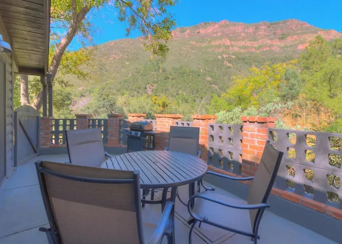 Unit 1 - Slide Rock Holiday home *