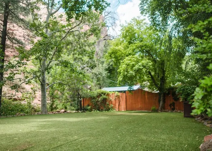 Unit 1 - Slide Rock Holiday home